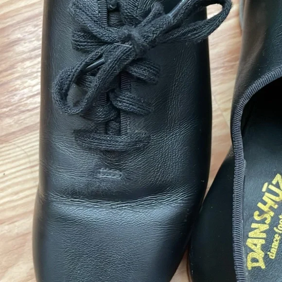 Tap Shoes - Picture 6 of 7